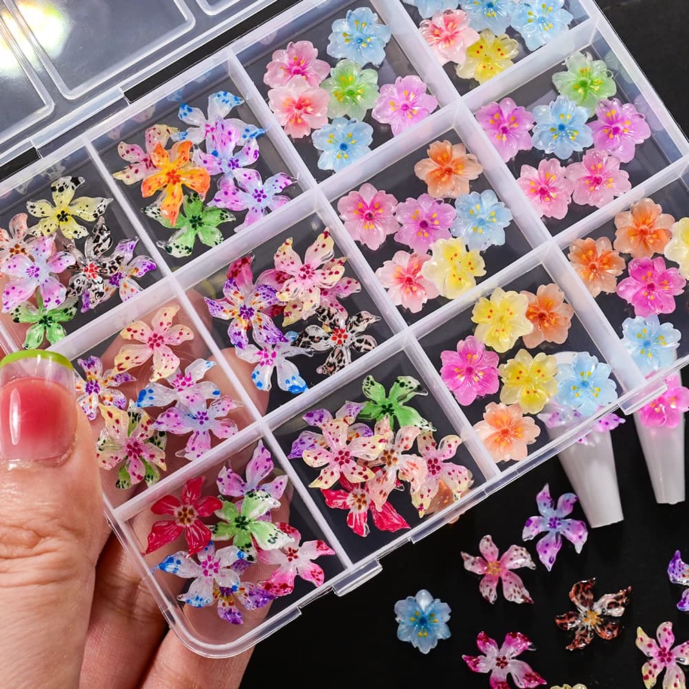 72 pièces/boîte Hawaii Hibiscus Lily Floral Nail Art breloques 3D gelée colorée cristal doux fleur d