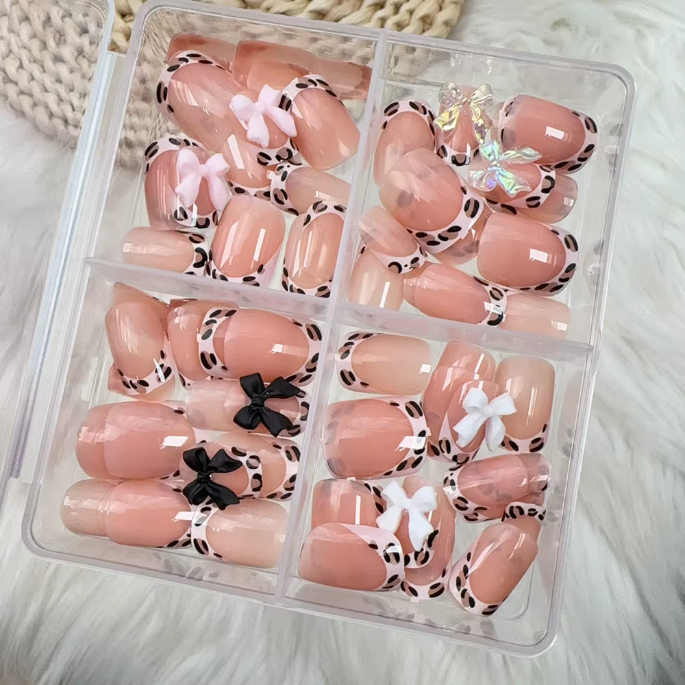 24/96 pièces nu léopard français nœud papillon faux ongles court rond carré presse sur ongles Y2K mi
