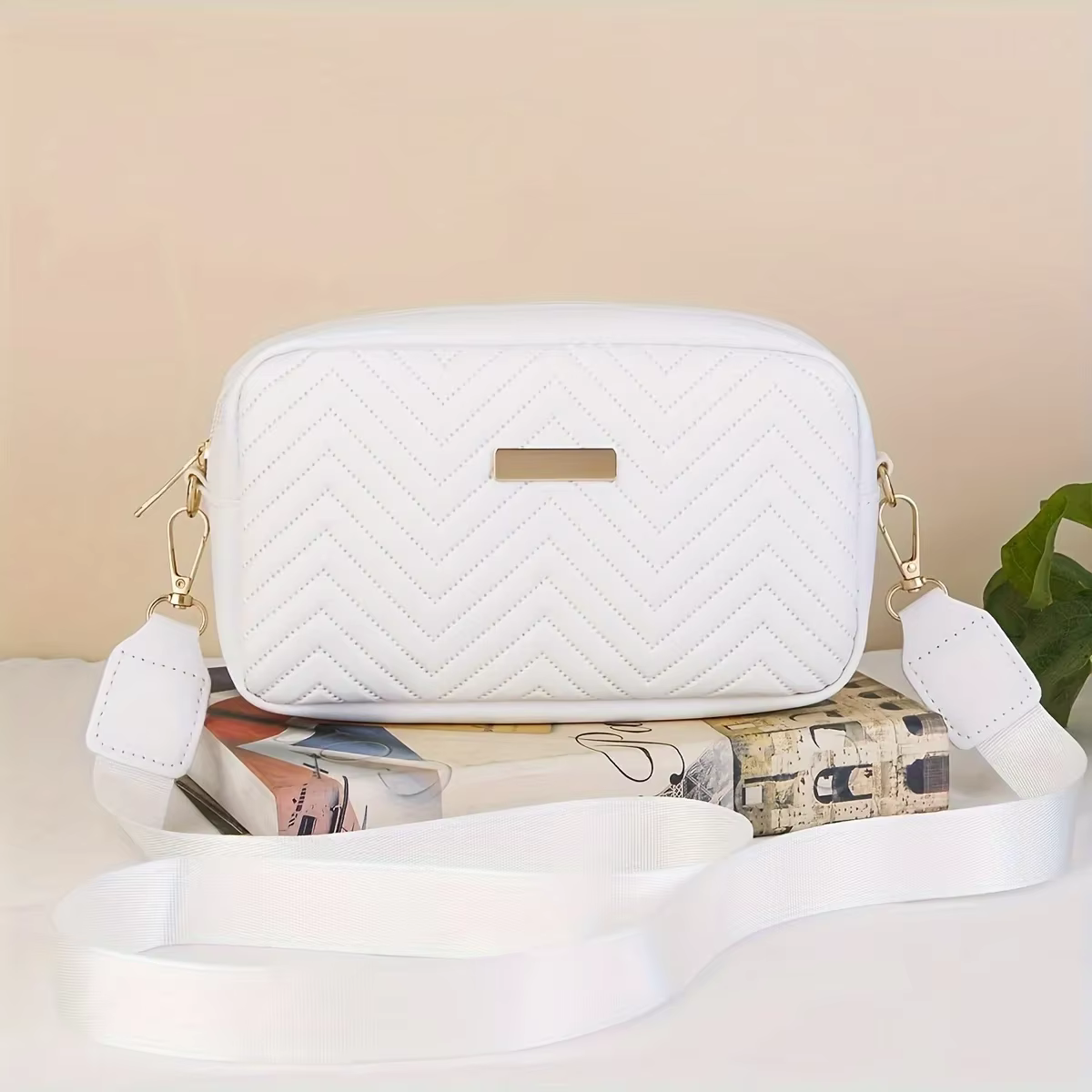 Mini portefeuille à bandoulière matelassé à la mode minimaliste, sac à bandoulière tendance en PU, s