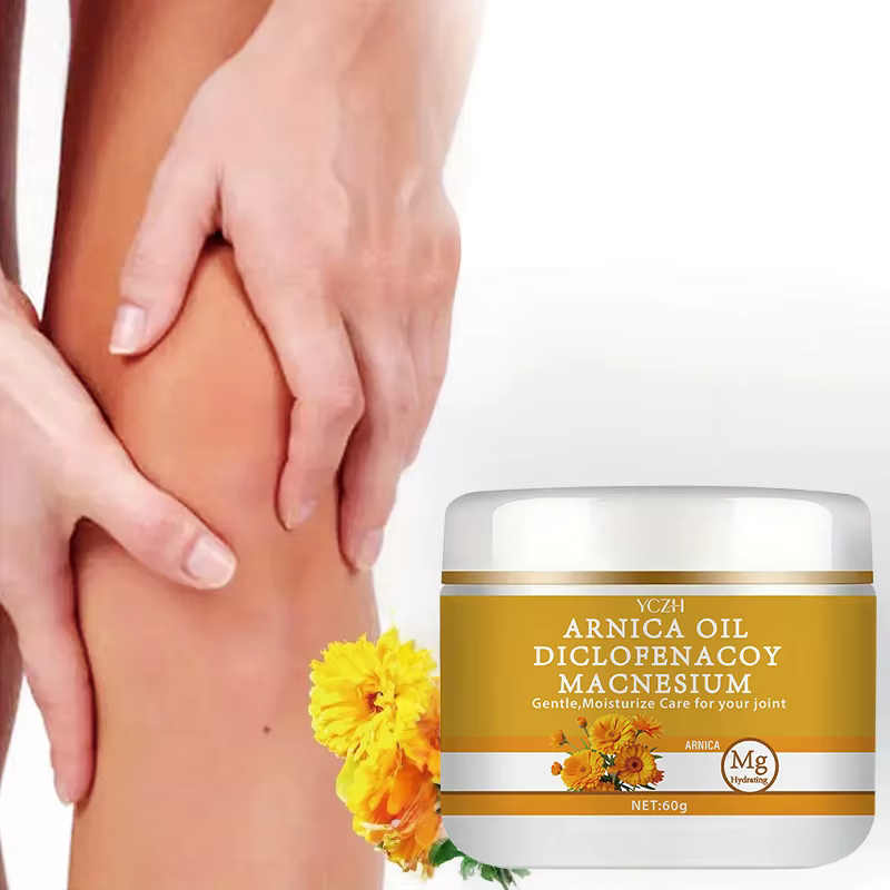 Crème de massage pour la peau contenant de la glycérine, du gingembre, du rétinol et de l'acide hyal