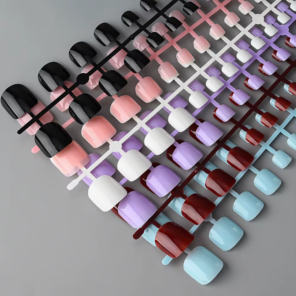 144 pièces couleur mixte court carré faux ongles vin rouge, noir, blanc, rose, bleu presse sur les o