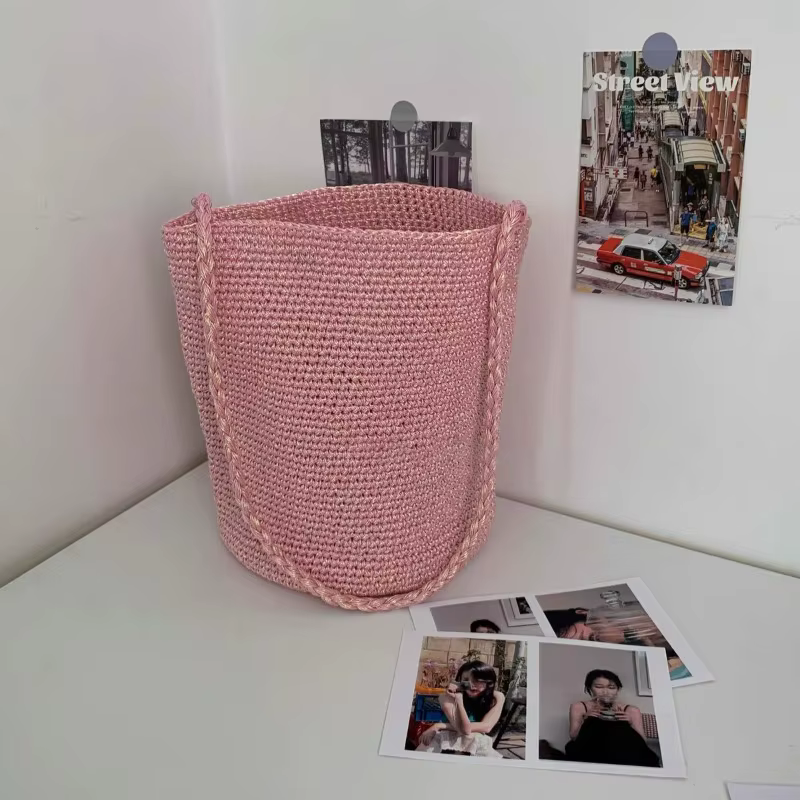 Sac à bandoulière tissé pour femme et fille, avec silhouette structurée, sac à main vintage pour les
