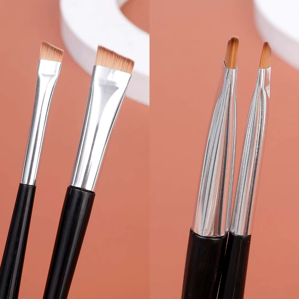 Brosse à sourcils professionnelle, Eyeliner, lame à tête plate coudée, pinceaux de maquillage pour C