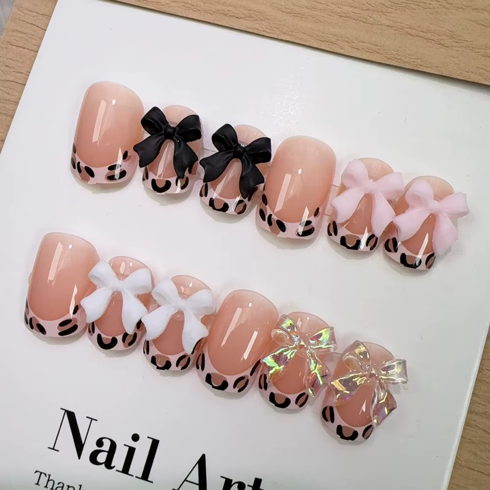 24/96 pièces nu léopard français nœud papillon faux ongles court rond carré presse sur ongles Y2K mi