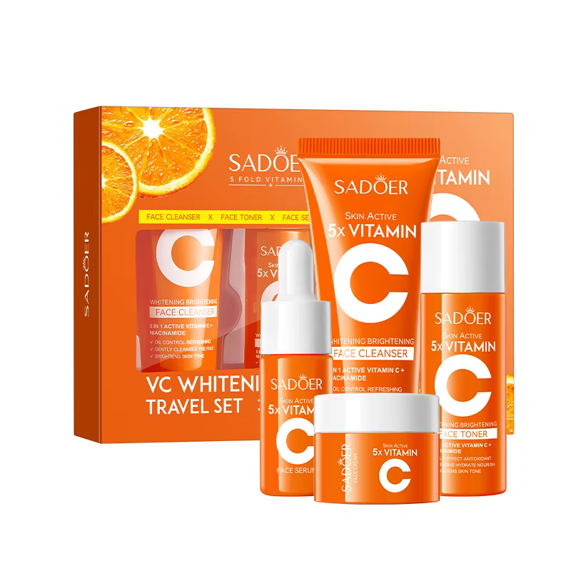 Ensemble de soins de la peau hydratant à la vitamine C pour les voyages - Nettoyant, tonique, sérum 