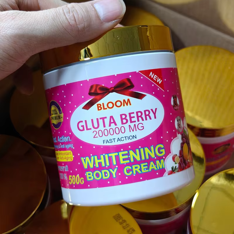 Lotion corporelle éclaircissante à action rapide Bloom Gluta Berry 200000Mg