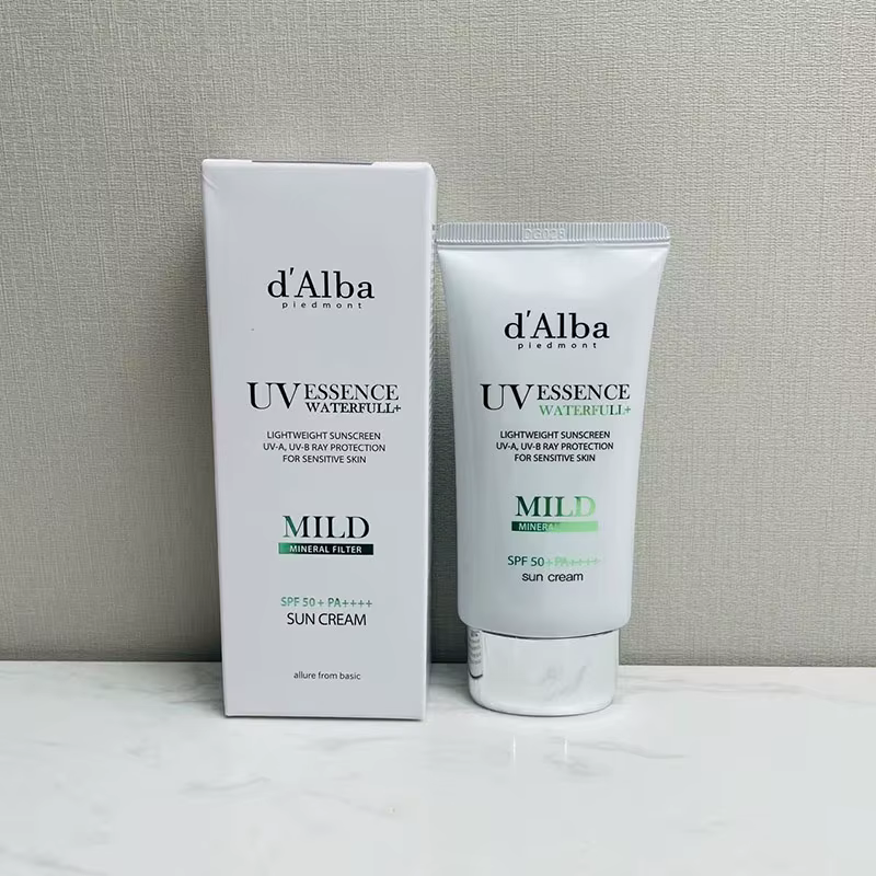 d'Alba 50mL Crème Solaire UV Essence Waterfull SPF50+ PA++++ Hydratante Douce Nourrissante Rafraîchi