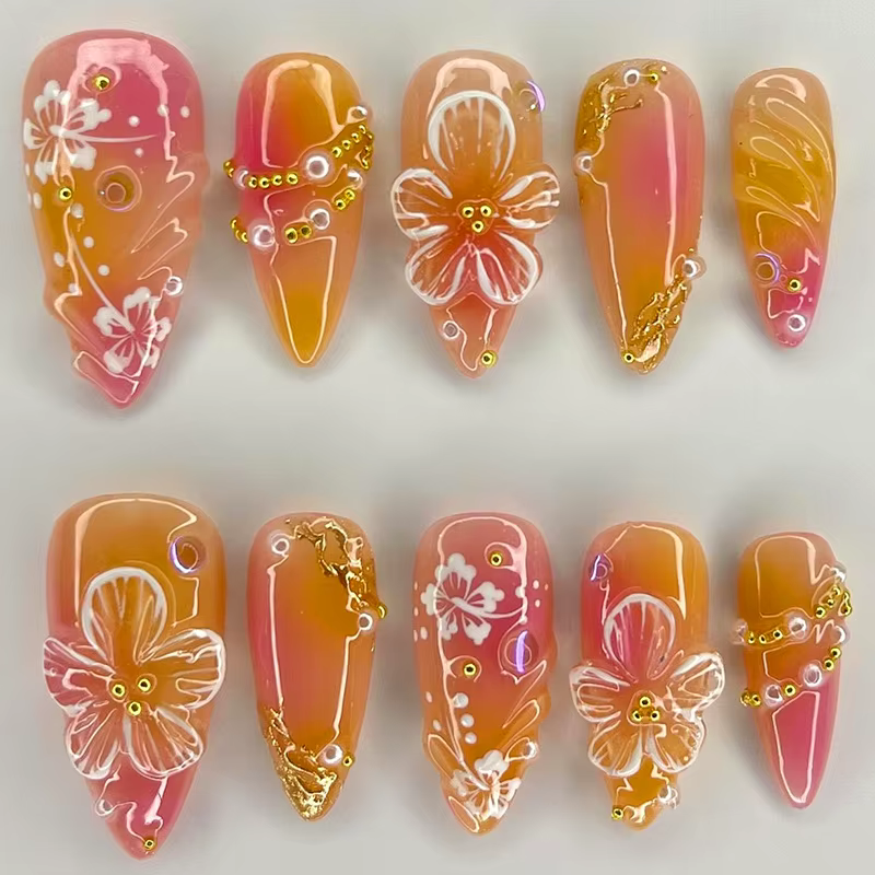 24 faux ongles 3D en forme de fraise, lapin et fleur, à presser, mi-longs, en amande, à porter, dégr