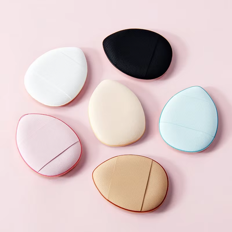 Mini fond de teint bouffant pour les doigts, petit coussin d'air, éponge en poudre, correcteur pour