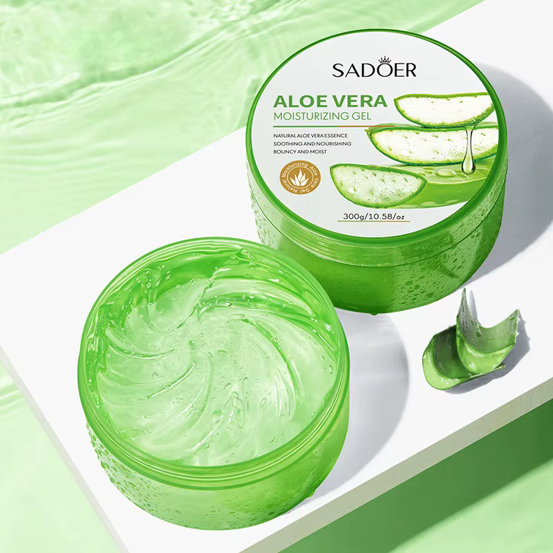 Crème hydratante au gel d'aloe vera, produit de soin de la peau pour éclaircir le teint du visage