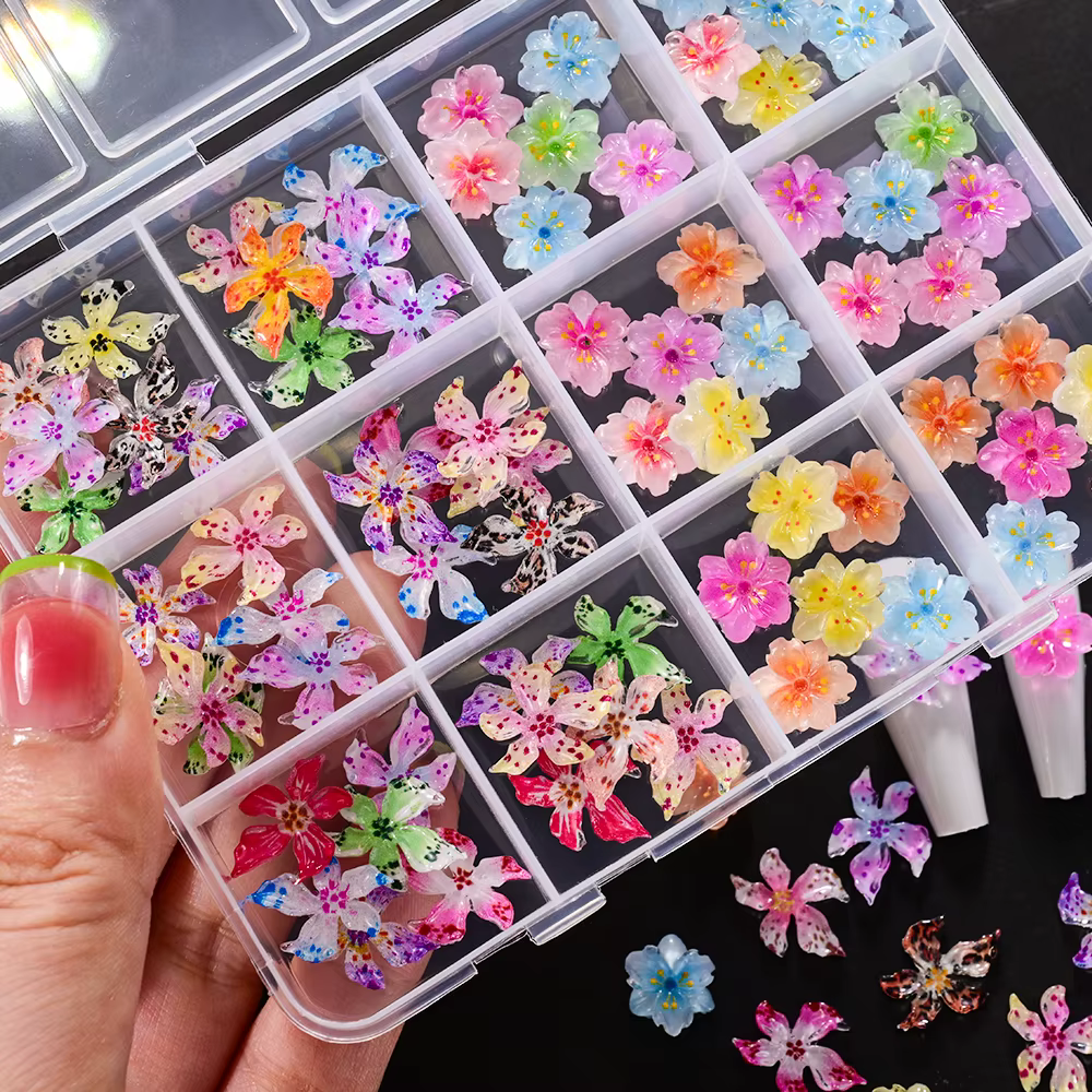 72 pièces/boîte Hawaii Hibiscus Lily Floral Nail Art breloques 3D gelée colorée cristal doux fleur d