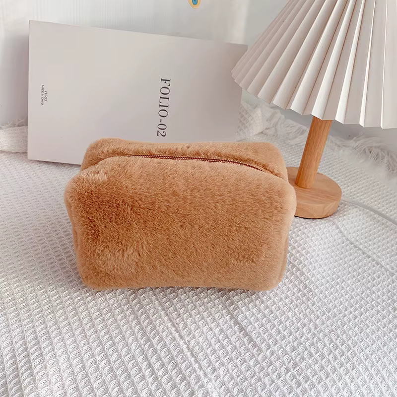 Sacs de maquillage en fourrure pour femmes, sac à cosmétiques de voyage souple, étui de rangement po