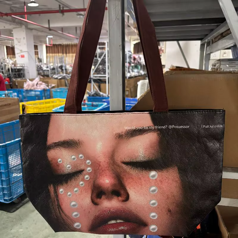 Nouveau sac fourre-tout créatif pour femmes tendance visage impression grande capacité sac à bandoul