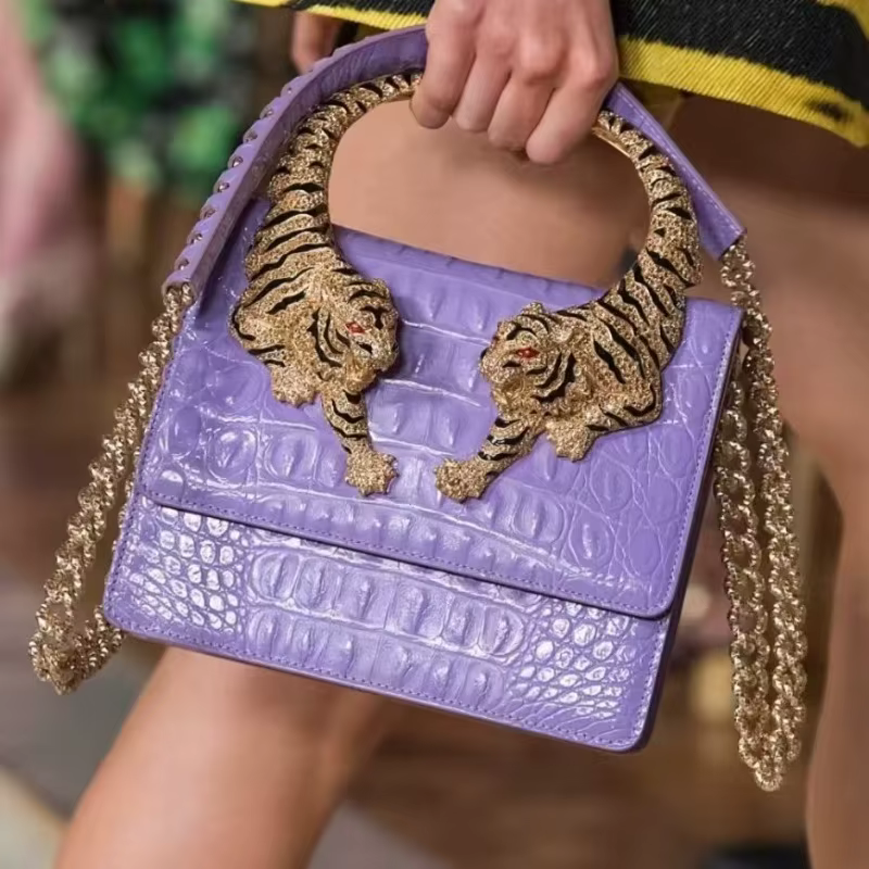 Sacs à main chics pour femmes en cuir véritable, de marque de luxe avec éléments décoratifs, accessoire intemporel et polyvalent
