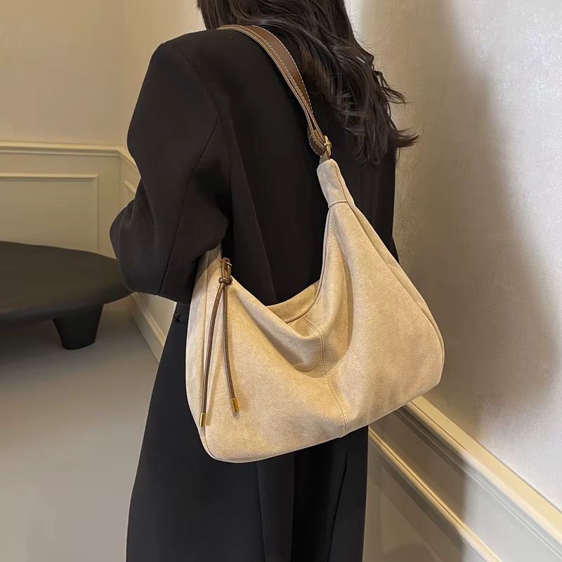 Nouveaux sacs à main pour femmes, tendance rétro, grande capacité, sac à bandoulière en cuir PU, sac à main polyvalent pour l'automne et l'hiver, sac à main pour les trajets quotidiens