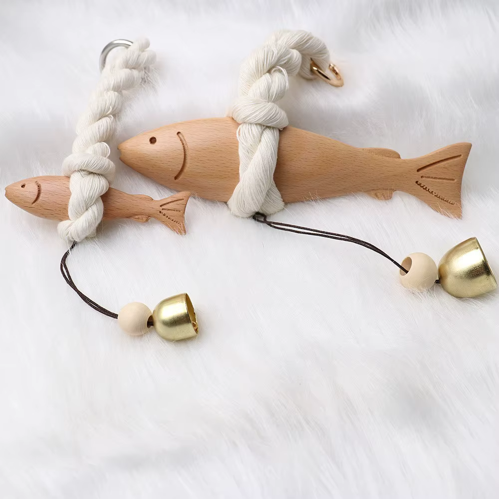 Sculpture de poisson en bois sur le thème de la plage Marine, sculptée à la main avec cloche, décor mural suspendu, rustique, fabriqué à la main