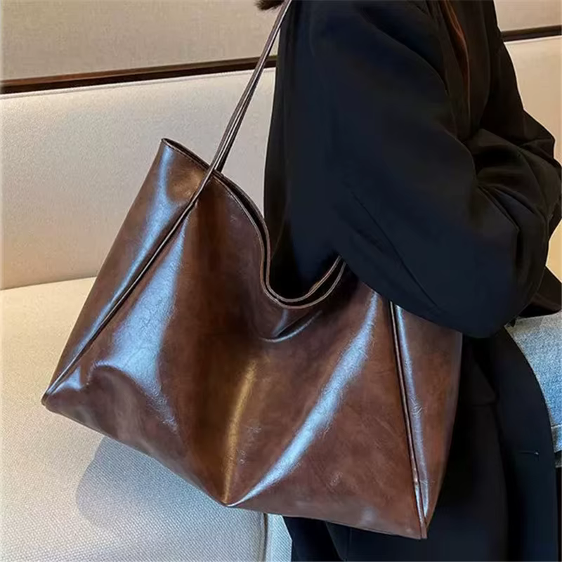 Sac fourre-tout pour femmes, sac à bandoulière en cuir souple de grande capacité, sac à main rétro décontracté, parfait pour les déplacements, sac de voyage