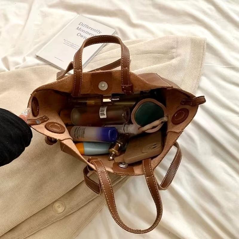 Sac à bandoulière en cuir de styliste pour femmes, sac sous les bras de luxe, intemporel, élégant, de haute qualité, sac latéral Chic pour dames