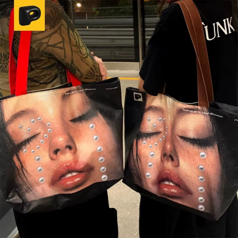 Nouveau sac fourre-tout créatif pour femmes tendance visage impression grande capacité sac à bandoulière étanche fille chaude sac à main grand sac à provisions