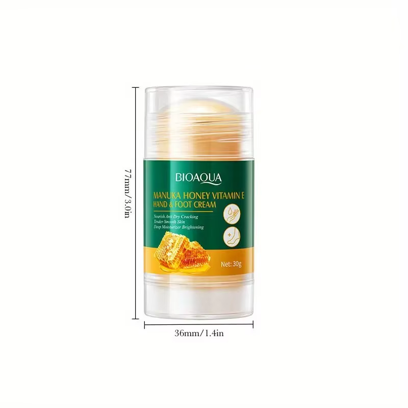 30g de crème pour les mains et les pieds qui nourrissent en profondeur la peau sèche et gercée