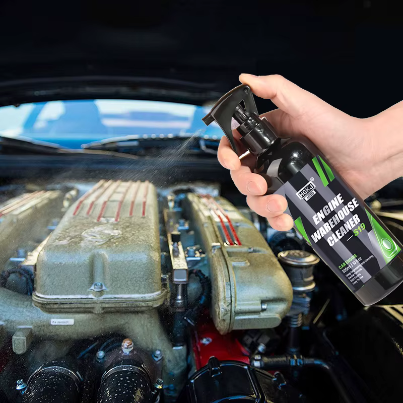Spray nettoyant pour compartiment moteur haute performance, dégraissant pour compartiment moteur automobile, puissant agent nettoyant pour éliminer les taches d'huile et de graisse pour voiture