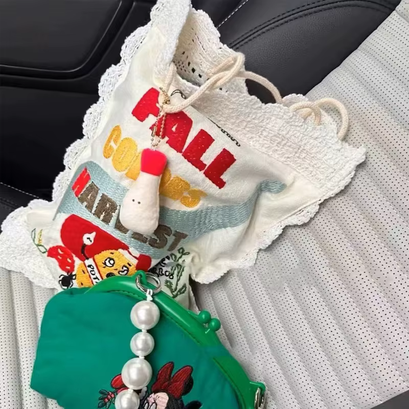 Sac à bandoulière pour femmes nouveau modèle de pomme de terre de dessin animé créatif sac à bandoulière brodé décontracté à la mode sacs à main en toile polyvalents