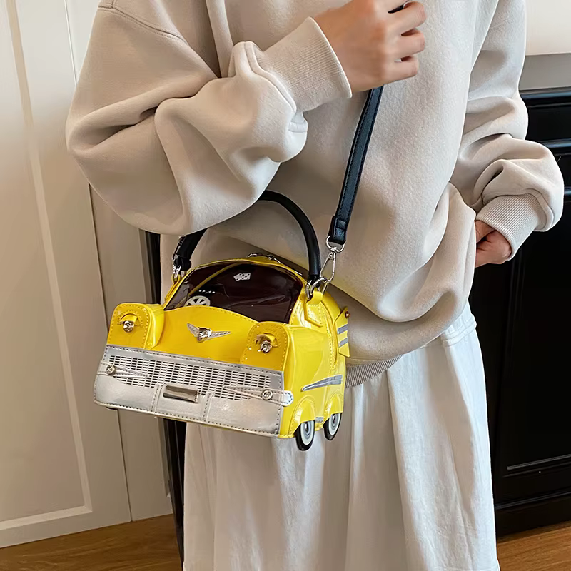Mini petit sac à bandoulière en forme de voiture pour femme, sac à main amusant de personnalité, pochette de mode pour dames, sacs de voyage décontractés pour téléphone
