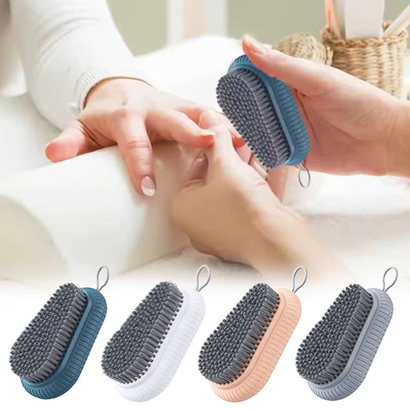Brosse à ongles robuste
