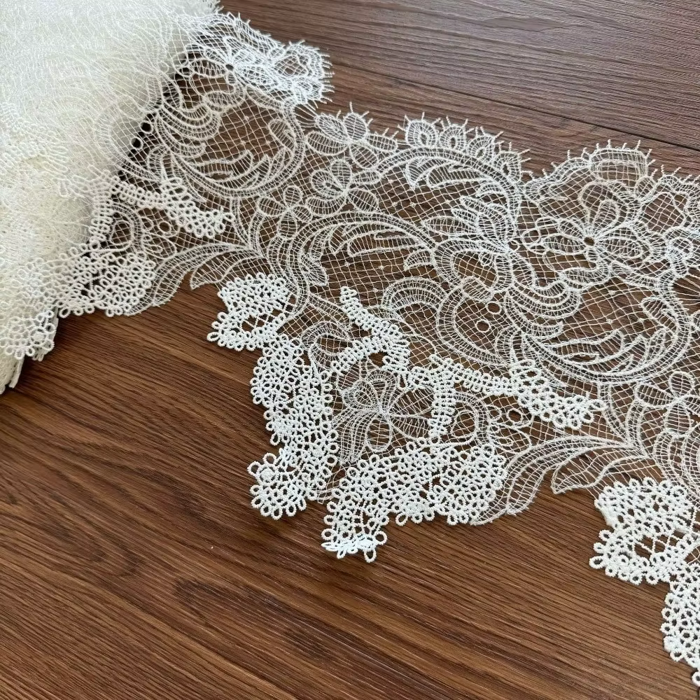 1 Yard de dentelle brodée faite main à bord festonné ajouré, Matériel de couture DIY pour broderie de mariage et robe de mariée