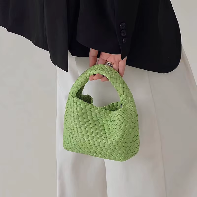 Sac à main tissé pour femme en cuir PU souple, sac fourre-tout tricoté, sac à bandoulière tissé tendance, sac hobo de plage d'été, pochette minimaliste
