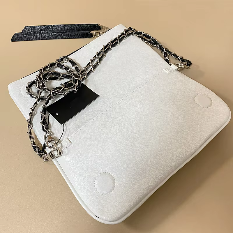 Sac bandoulière rétro noir, sac enveloppe tendance pour femmes, design luxueux, sac à main pour femmes