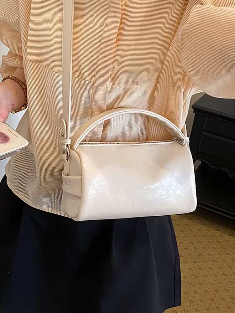 Sac à main classique noir en cuir souple pour femme, sac bandoulière polyvalent décontracté, sac à l'épaule élégant pour le quotidien