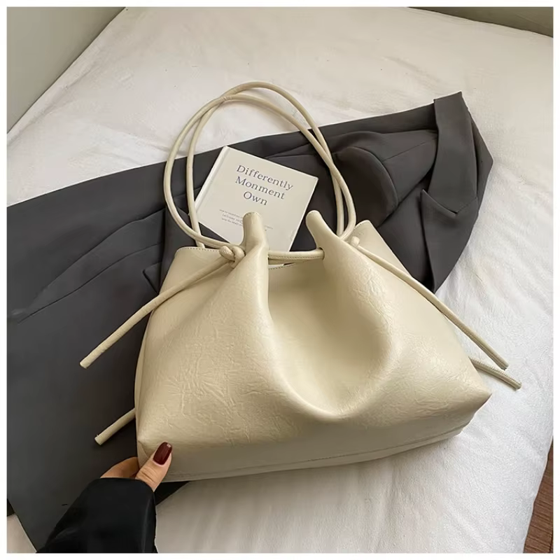 Sac à main tendance en PU de luxe pour femme, avec un artisanat exquis, design compact, utilisation multifonctionnelle pour les femmes au quotidien