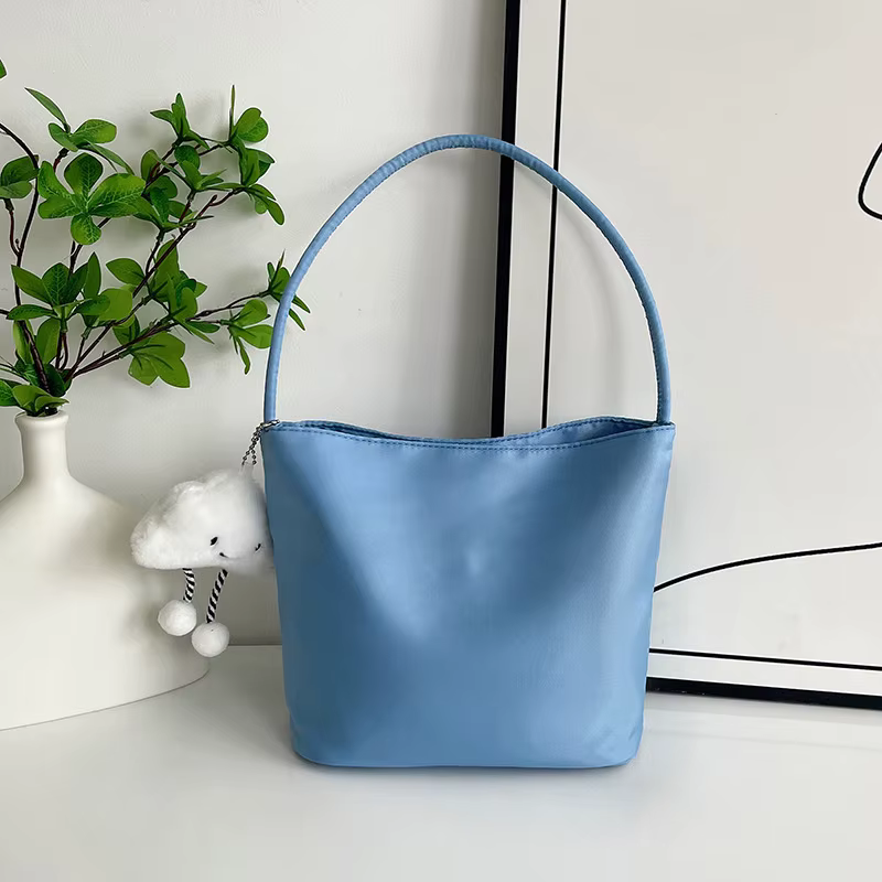 Sac à main - Sac seau en nylon pour porter sous le bras - Sac cadeau - Design coréen de niche - Sac cadeau d'anniversaire - Sac pour femme avec lettres