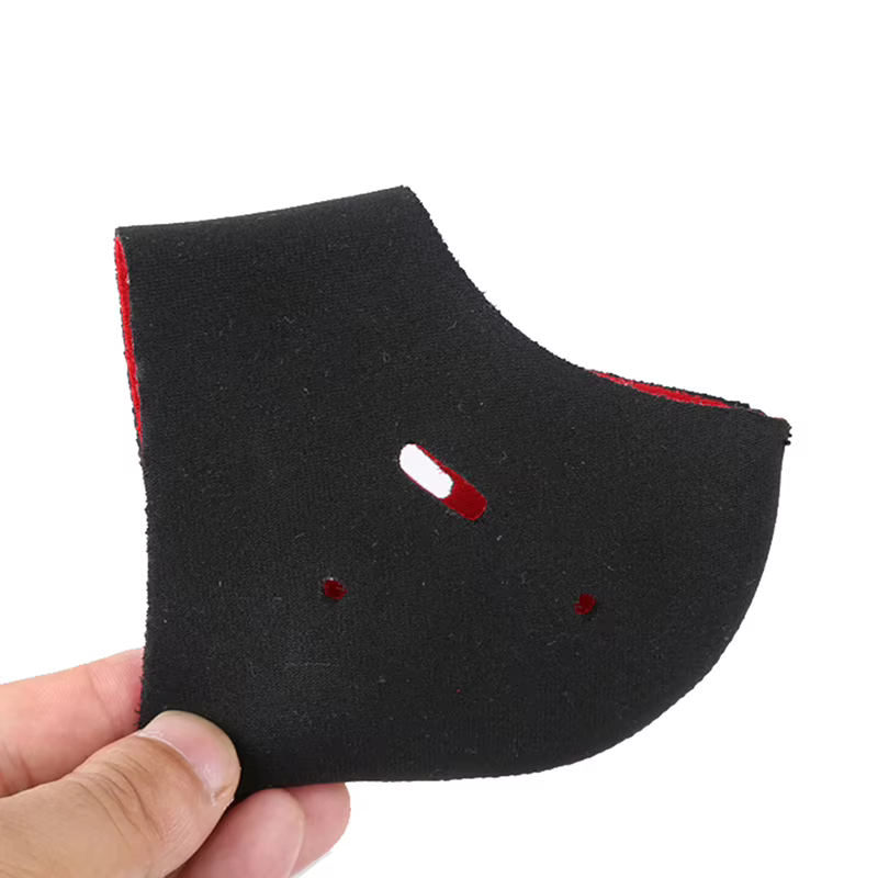 ^1 paire de chaussettes à talons hydratantes en tissu doux