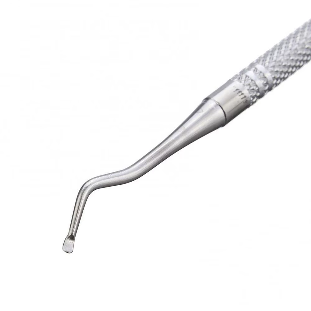Outil de pédicure pour le soin des ongles des pieds