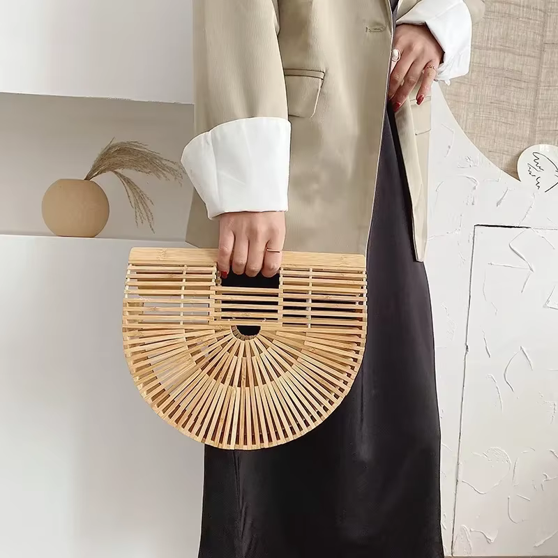 Panier en bambou fait à la main pour femmes, sac à main demi-rond de voyage de plage en plein air, sacs à poignée supérieure de styliste, sac rétro tressé en bambou