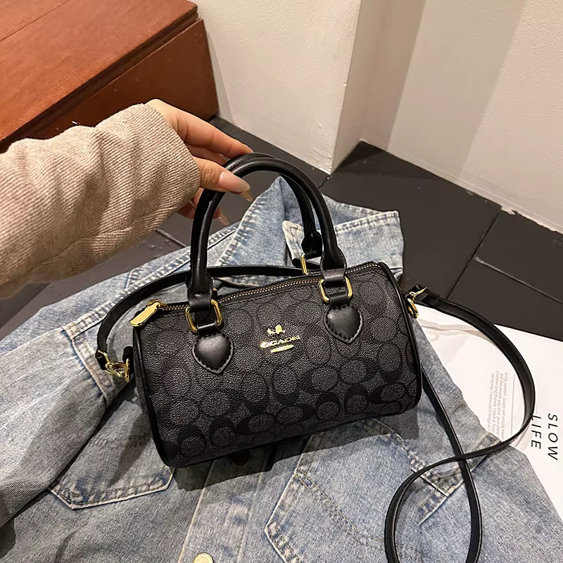 Sac à main polyvalent haut de gamme rétro de luxe léger pour femme, dernière tendance 2026, sac bandoulière, mini sac oreiller classique