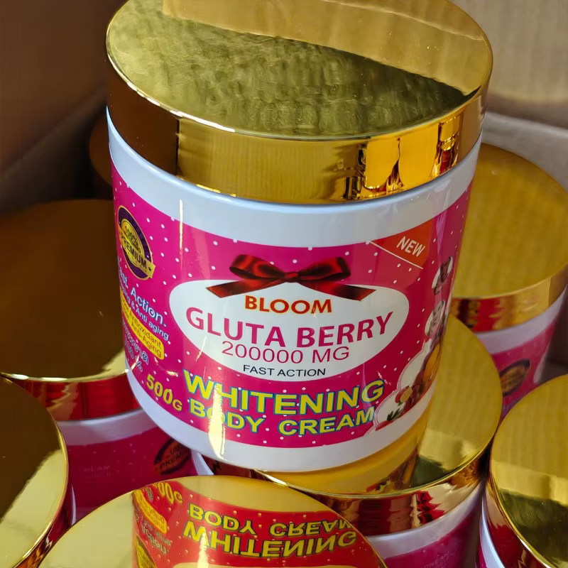 Lotion corporelle éclaircissante à action rapide Bloom Gluta Berry 200000Mg