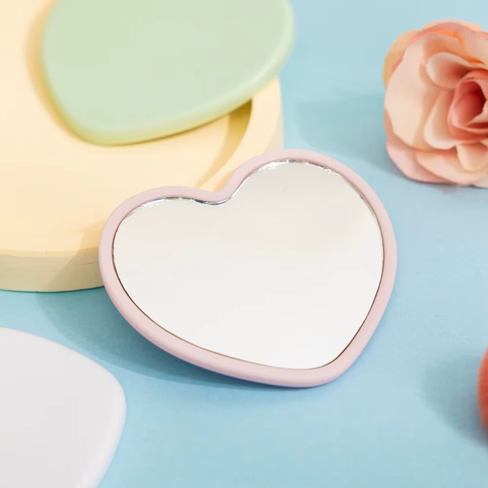 Miroir moderne simple face en forme de coeur, petit miroir à main haute définition, miroir de maquillage de beauté pour femme