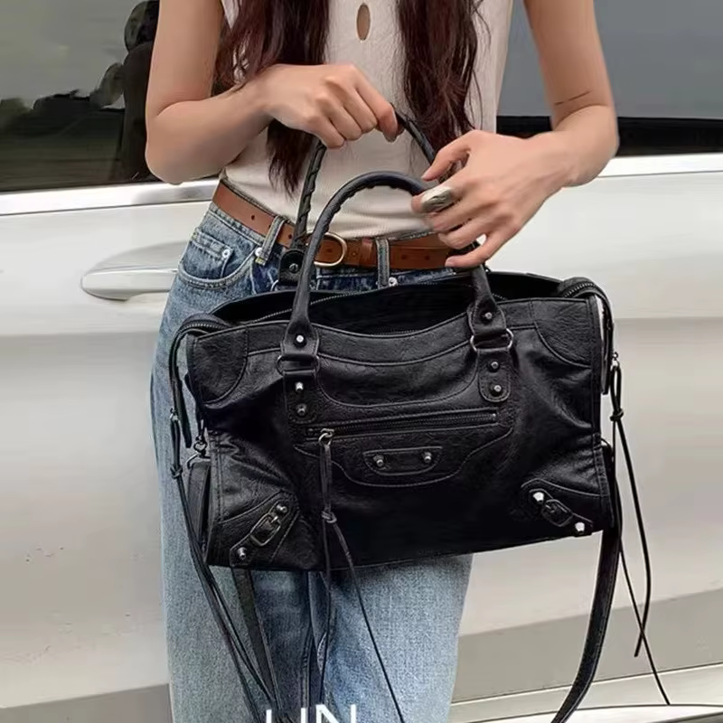 Sac à bandoulière tendance 2026 pour femme, style Y2K, en cuir PU, pour la ville, sac fourre-tout classique et mode urbaine