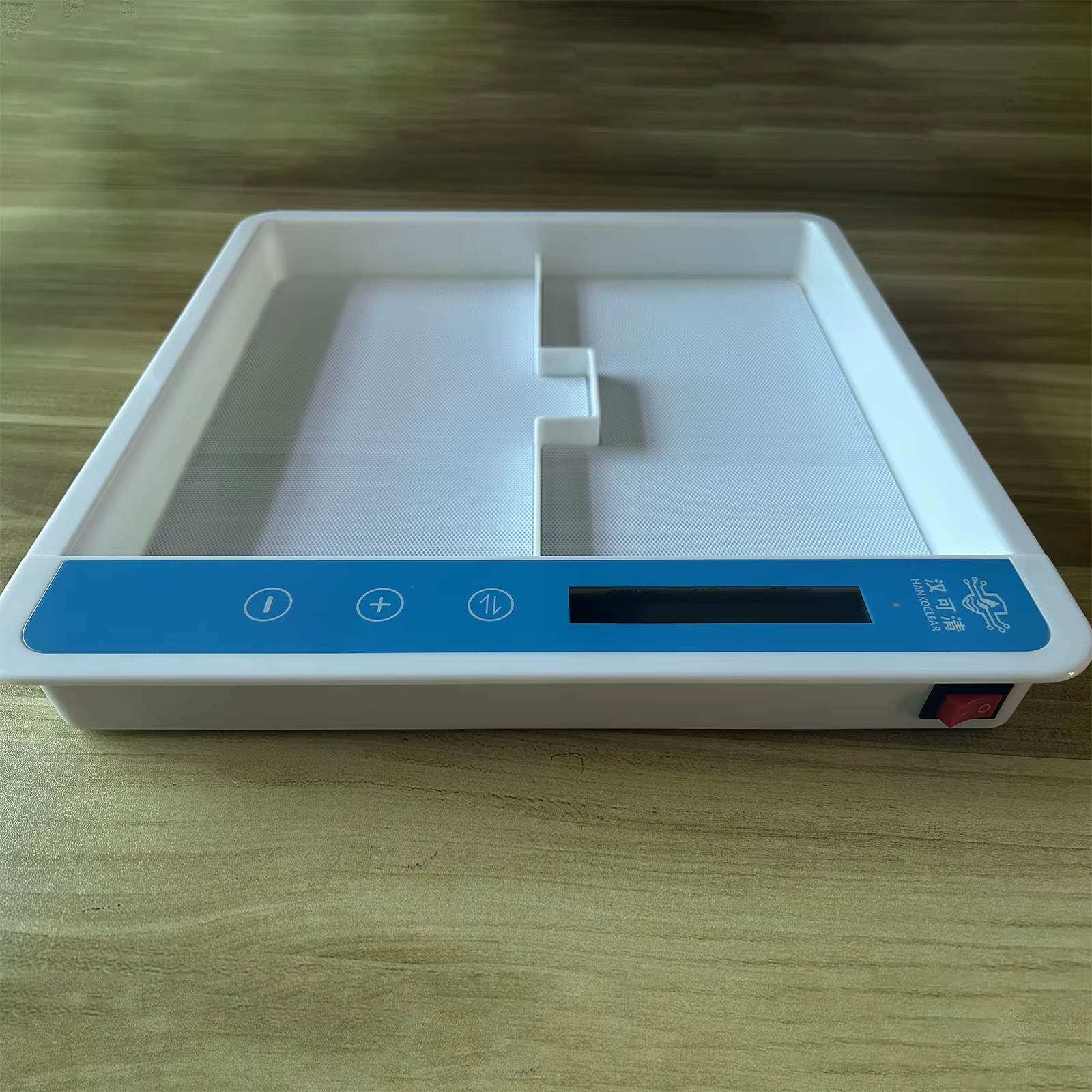 HANKOCLEAR ® Appareil d'ionophorèse anti-transpirant pour les mains et les pieds