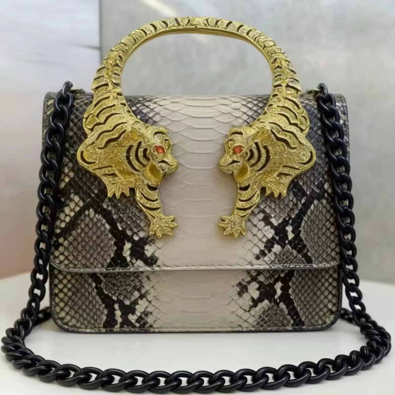 Sacs à main chics pour femmes en cuir véritable, de marque de luxe avec éléments décoratifs, accessoire intemporel et polyvalent