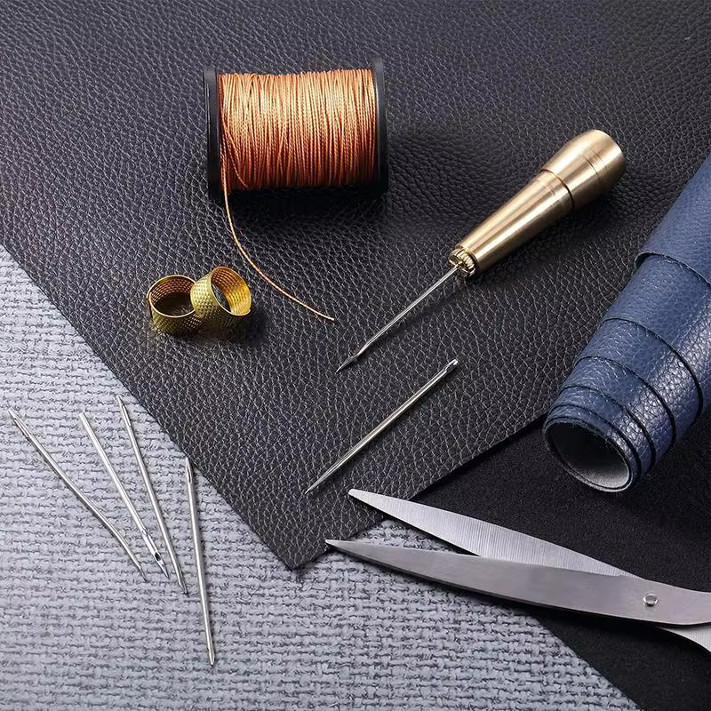 Kit de couture en cuir complet avec manche en cuivre, fil en nylon, outils de couture manuels polyvalents pour articles en cuir, réparation de vêtements, bricolage