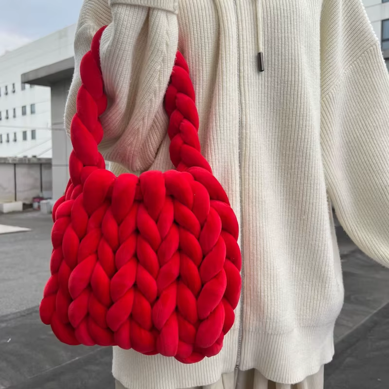 Nouveau sac en velours bricolage sac tissé à la main cristal velours noyau filé fil tissé sac à main Mailman velours sac à main nouveau