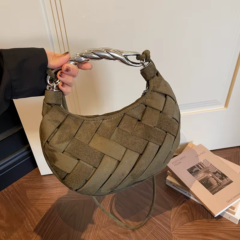 Sac Demi-Lune Rouge Vin, Pochette Tendance pour Femme, Nouveau Sac à Main Tressé de Créateur 2026, Petit Sac Bandoulière Semicirculaire Type Selle, bolsas