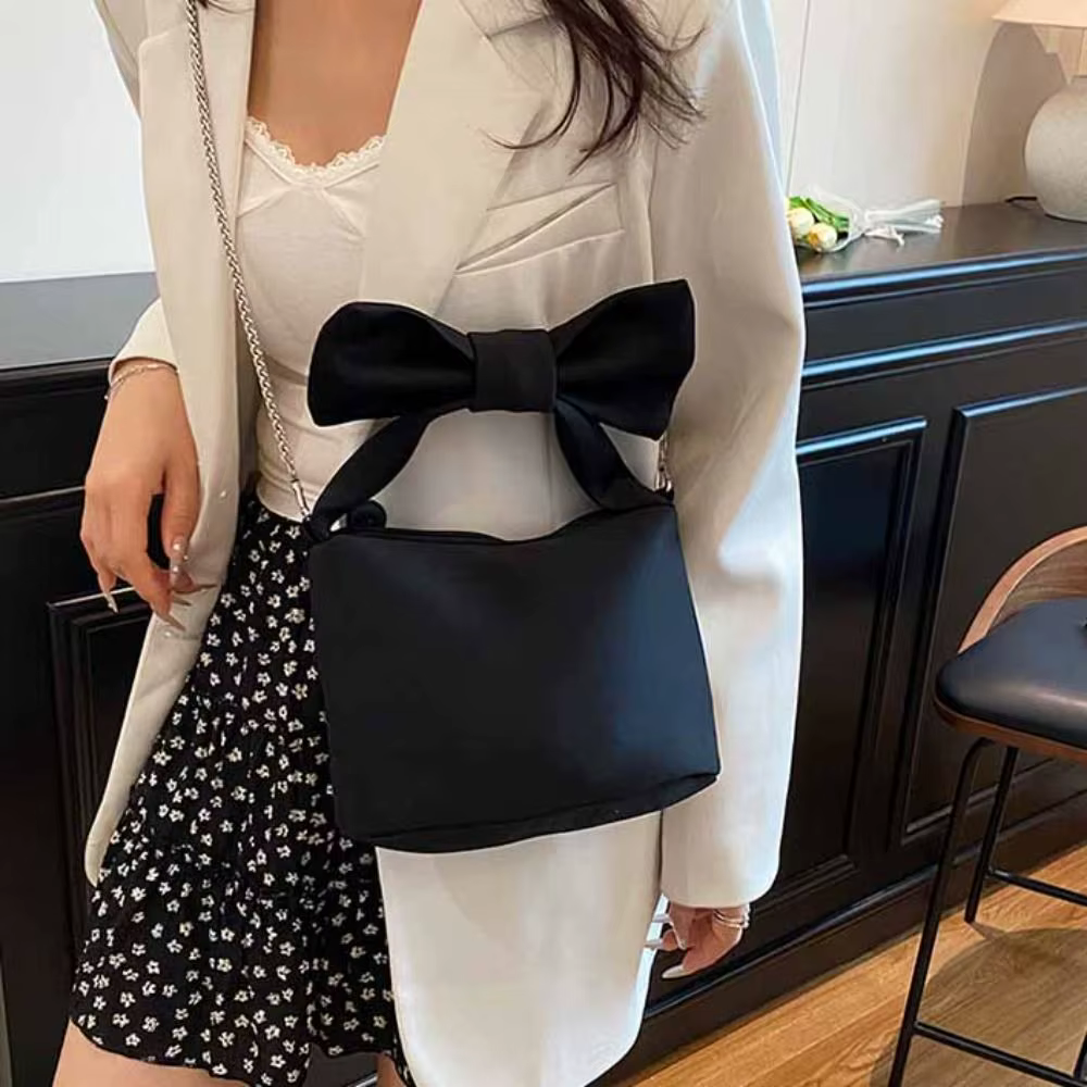 Sac à main tendance et créatif pour femme avec nœud, grande capacité, couleur unie rose, sac à poignet noir et rouge, sac à bandoulière élégant pour l'extérieur