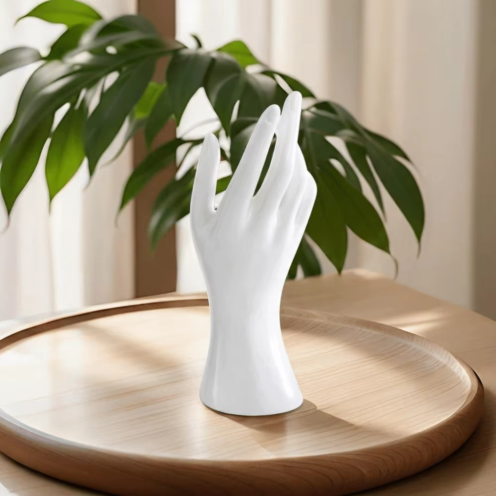 Mannequin de présentation de bijoux réaliste 22 cm – Support robuste pour bracelets, organisateur élégant et durable pour bagues, idéal pour la photographie de bijoux