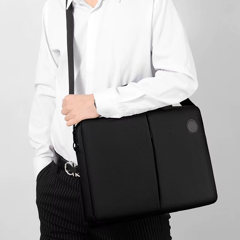 Sac noir pour hommes – Sac à main d'affaires portable à bandoulière, plusieurs compartiments, pour le travail ou les voyages, sac d'affaires élégant
