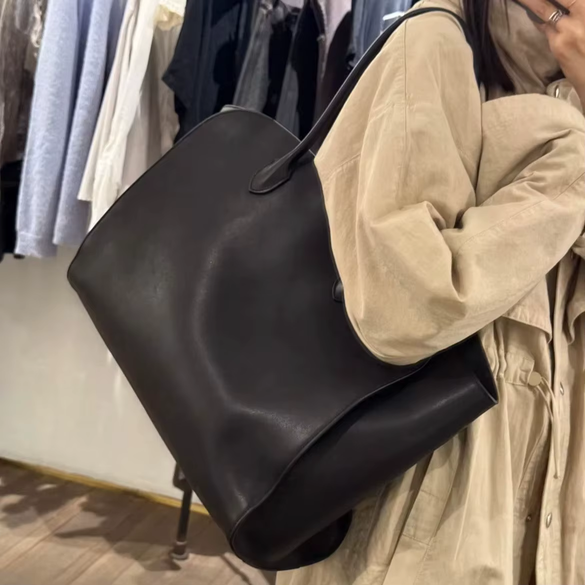 Sac à main en cuir véritable pour femme, grande capacité, souple et durable, avec bandoulière amovible, à porter en bandoulière